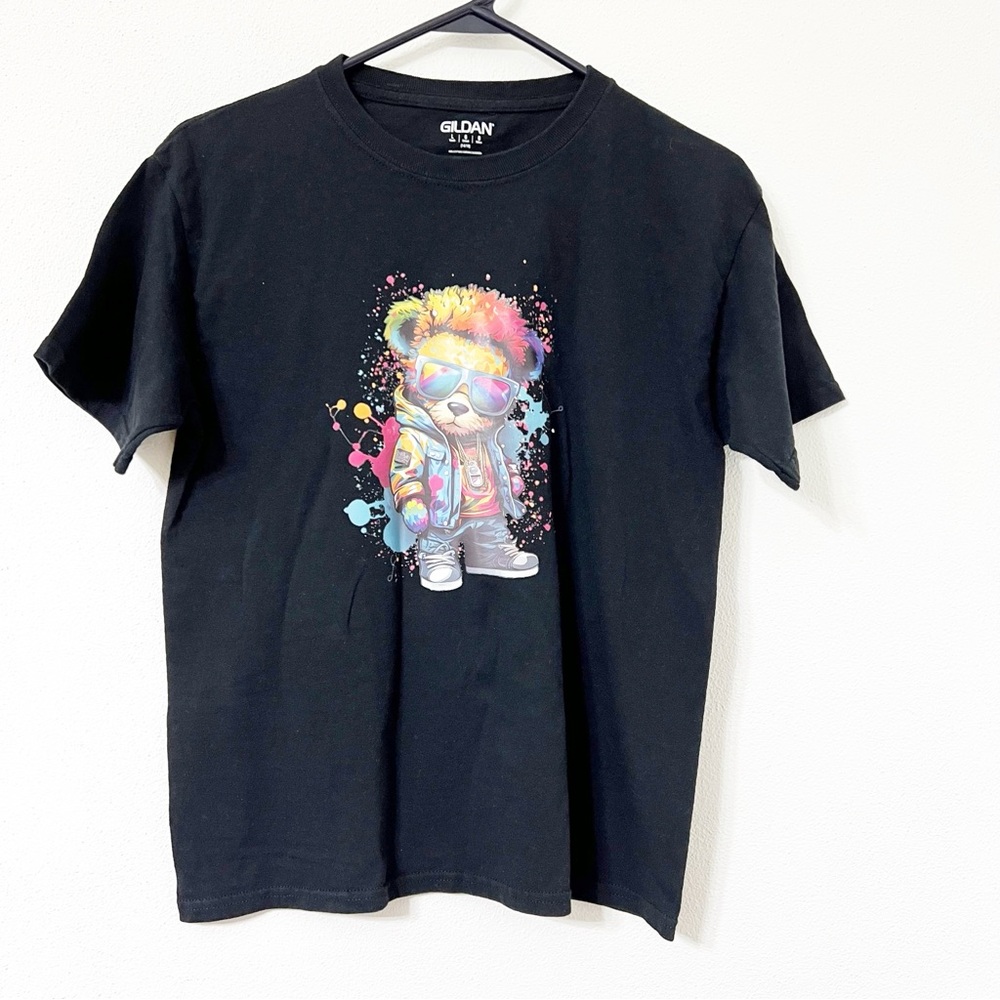 Youth Large Black Graphic T-Shirt – Cool Colorful Bear with Shades (Gildan)